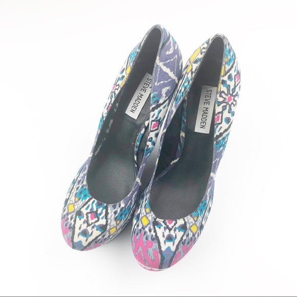 Steve Madden Pammy Tribal Multicolor Wedge 8.5M - Picture 2 of 8